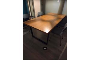 Eettafel 200 bij 100 cm bij 4 cm