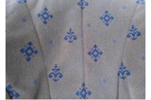 Twee fauteuils stof bruin/blauw