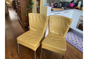 4 gele leren stoelen