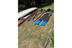 Gratis af te halen beginners surfplank met toebehoren