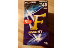 5 Fujifilm F 240 videocassette – VHS