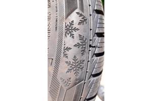 4x winterbanden 205/50 R17 in nieuwstaat