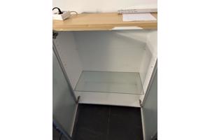 Ikea kastjes met glazen deur