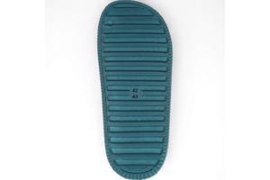 Slippers effen groen 43