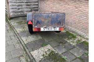 Aanhanger met led-verlichting 2 reserve wielen