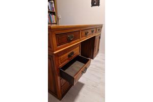 Handgemaakt houten bureau