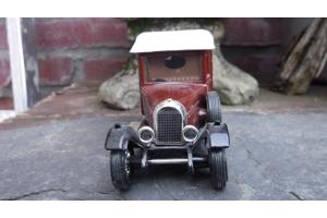 Matchbox Y19 antieke moris cowley