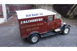 Matchbox Y19 antieke moris cowley