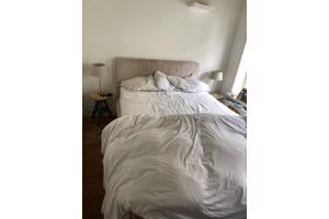 Elekrtische boxspring van swiss sense (15 jaar oud) op te halen tussen 26 en 30 november