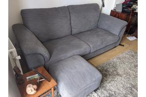 Ikea Bank in goede staat Grijs Blauw met voetenbank