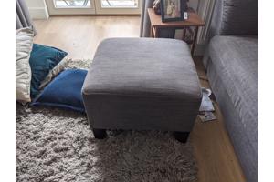 Ikea Bank in goede staat Grijs Blauw met voetenbank