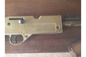 Crosman 761xl pompbuks izgst