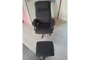 Zo goed als nieuw Donkergrijze Bureaustoel met krukje