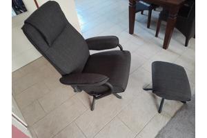 Zo goed als nieuw Donkergrijze Bureaustoel met krukje