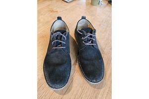 Clarks suède schoenen