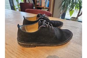 Clarks suède schoenen
