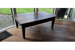 Koloniaal houten salontafel