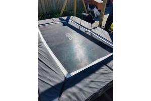 Trampoline (153x214)