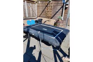 Trampoline (153x214)