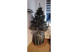 Kerstboom met versieringen