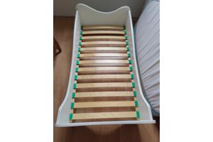 Peuter- kleuterbedje voor kinderen tot 7 jaar - met matras