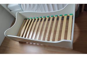 Peuter- kleuterbedje voor kinderen tot 7 jaar - met matras