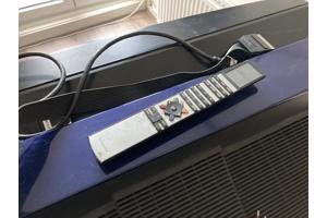 Bang & Olufsen Beovision Avant 84/20 (Blauw)