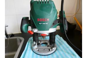 Electrische freesmachine van Bosch 1200 POF AE