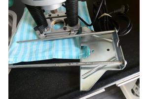 Electrische freesmachine van Bosch 1200 POF AE