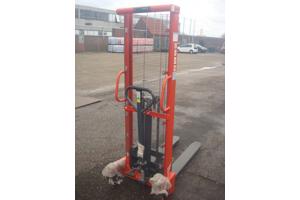 Stapelaar/ Handstapelaar / Palletstapelaar / Stapelaar