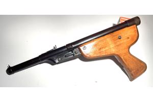 KOMA pistool niet compleet.