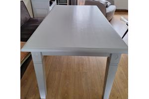 Eettafel van oorsprong oud grenen