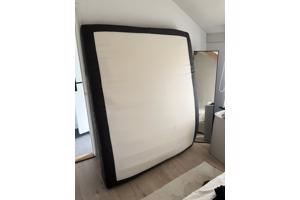 IKEA HOVAG stevig matras 160 x 200