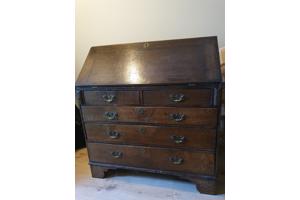 Antiek houten bureau