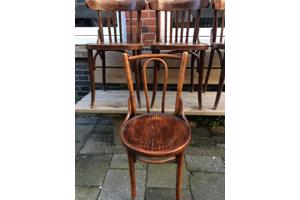 4 houten café stoelen