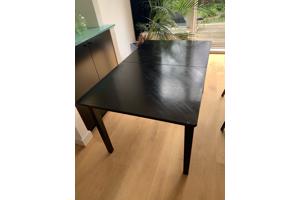 Fijne zwarte tafel, 150x90 cm