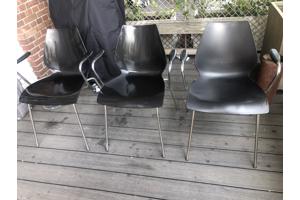 3 Mooie design zwarte eetkamerstoelen