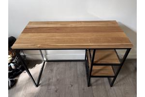 Houten bureau Charlie Xenos