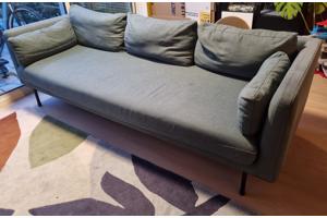 Groene bank van MADE