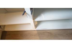 Gratis kast besta 2x tv kast