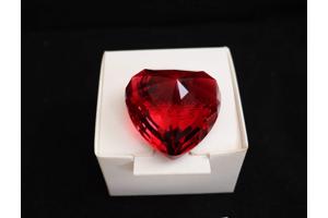 Swarovski Hart Rood met doos  Jaar van uitgave: 1998