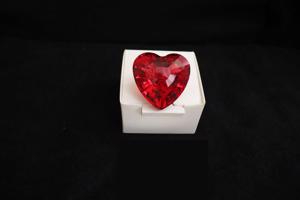 Swarovski Hart Rood met doos  Jaar van uitgave: 1998