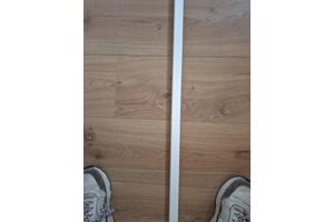 ongeveer 90 mdf latjes, wit, 240 cm lang