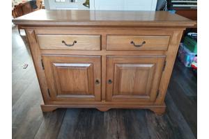 Licht eiken dressoir