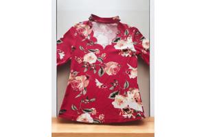 Stretchy top rood bloemenprint met hals koord M