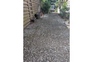 Uitgewassen betontegels (grindtegels) 50x50 cm (±23 m²) – zelf verwijderen
