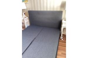 Boxspring onderstel en hoofdbord