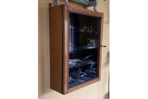 Leuke (hang) vitrinekastje