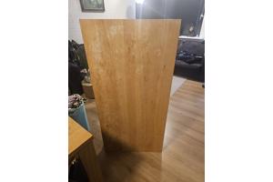 Mooie salontafel met grote lade