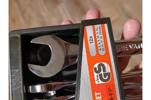 Combination spanner set
